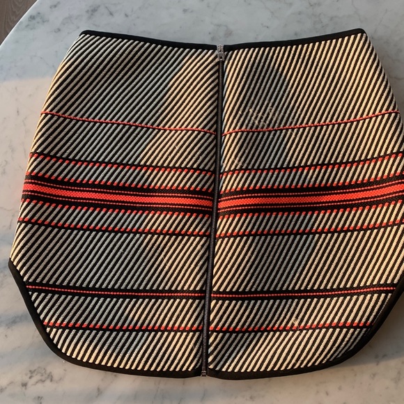 Rag & Bone Patterned Zip-Up Skirt - Picture 4 of 4